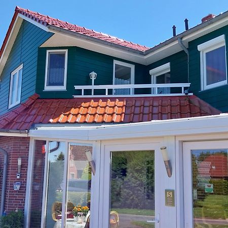 Familienurlaub In Ostfriesland Fuer Max 7 Pers In 2 Wohnungen, Auch Einzeln Wohnungen Utarp Extérieur photo