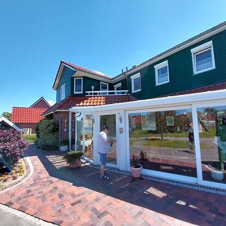 Familienurlaub In Ostfriesland Fuer Max 7 Pers In 2 Wohnungen, Auch Einzeln Wohnungen Utarp Extérieur photo