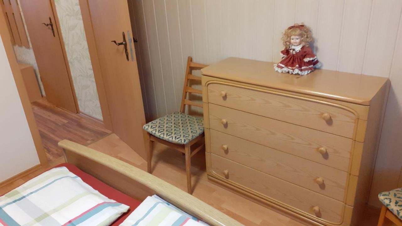 Familienurlaub In Ostfriesland Fuer Max 7 Pers In 2 Wohnungen, Auch Einzeln Wohnungen Utarp Extérieur photo